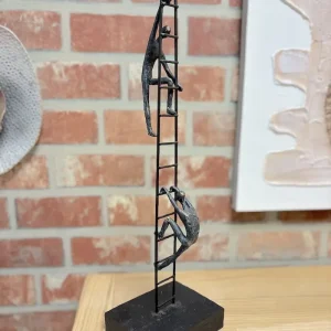 Sculpture Balance of power