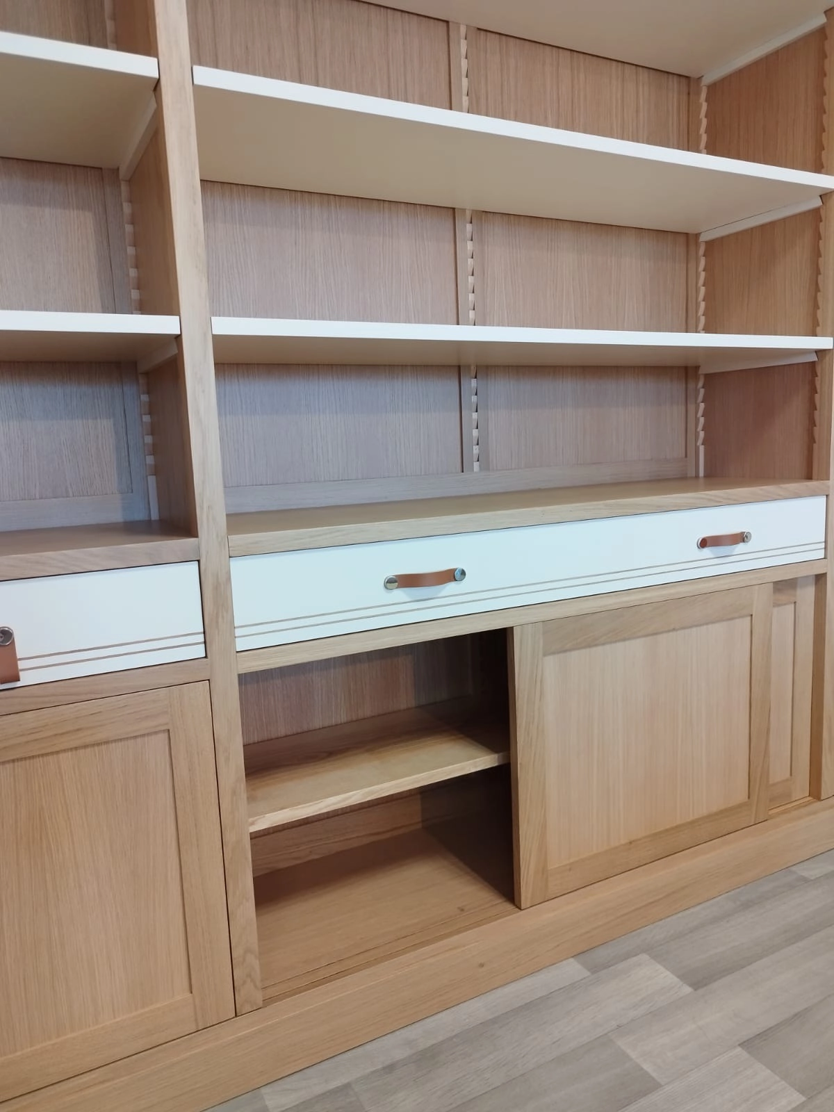 Bibliothèque SUR MESURE 100% chêne