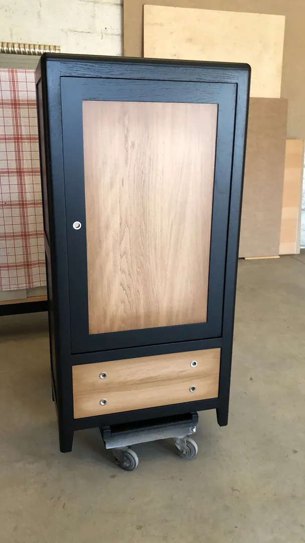 Bonnetière Louisiane Style contemporain en chêne