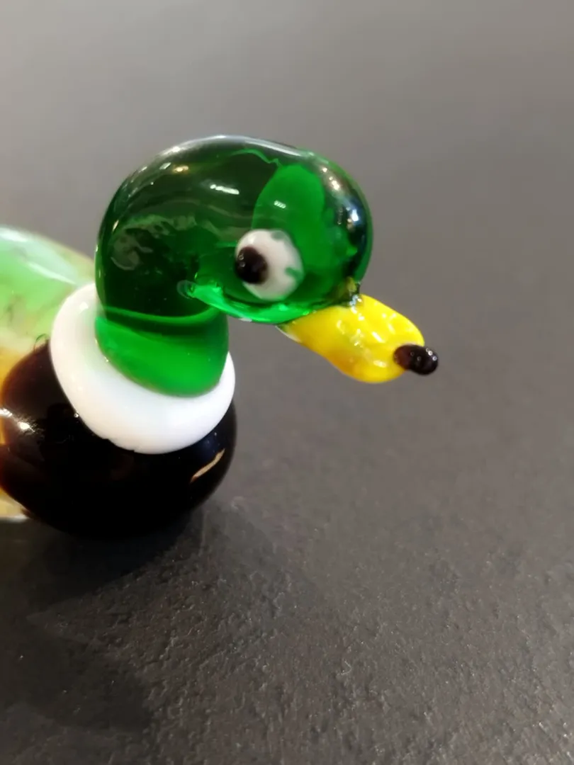 Canard vert en verre – Image 3
