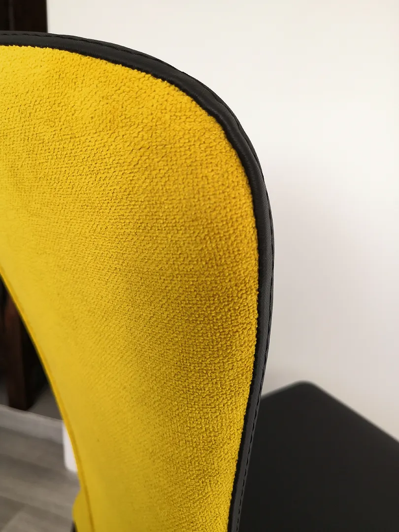 Chaise Francine bi matière noire/jaune – Image 5