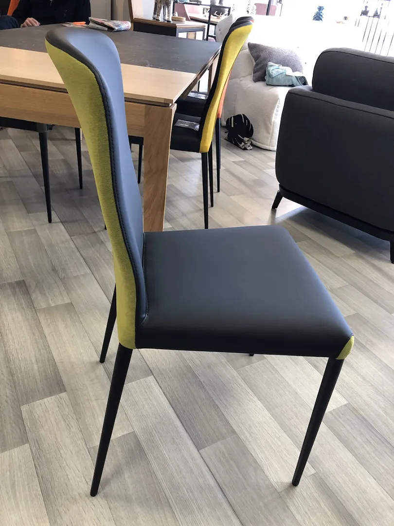 Chaise Francine bi matière noire/verte – Image 7