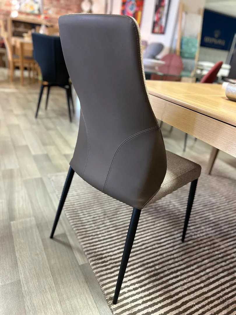 Chaise Mathilde marron – Image 10