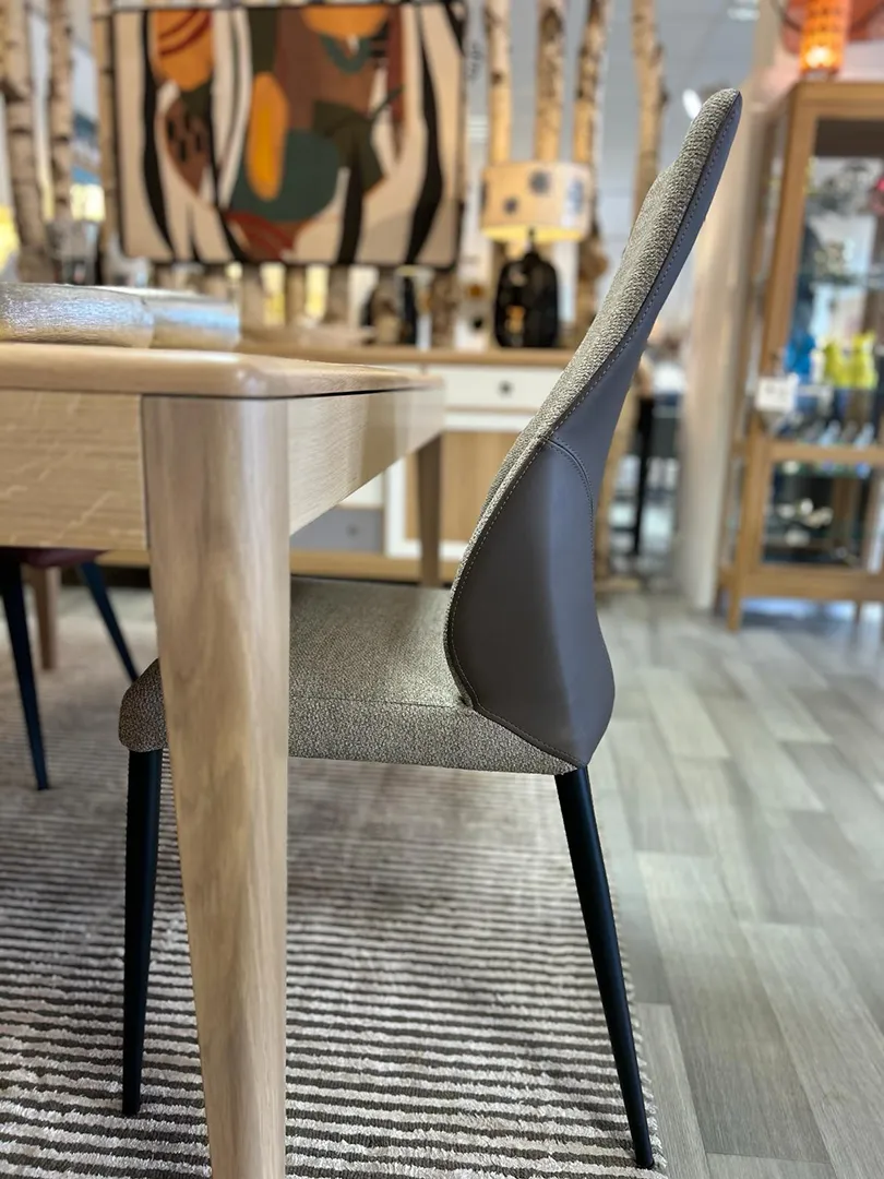 Chaise Mathilde marron – Image 3