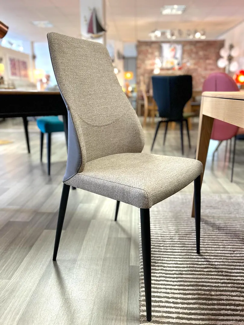 Chaise Mathilde marron