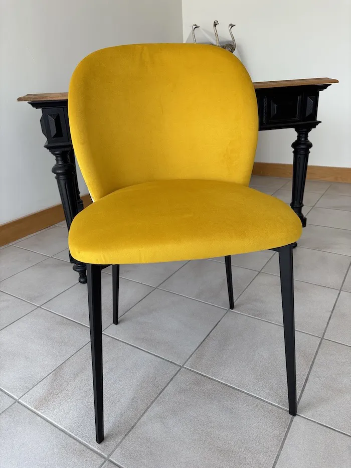 Chaise Odette jaune déco – Image 3