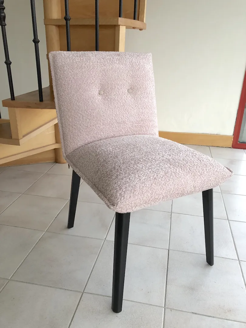 Chaise Soda molleton rose poudré