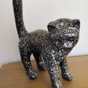 Chat paillette foncé