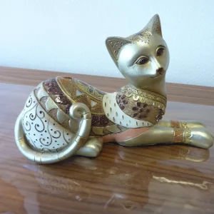 Chat couché Bohémia