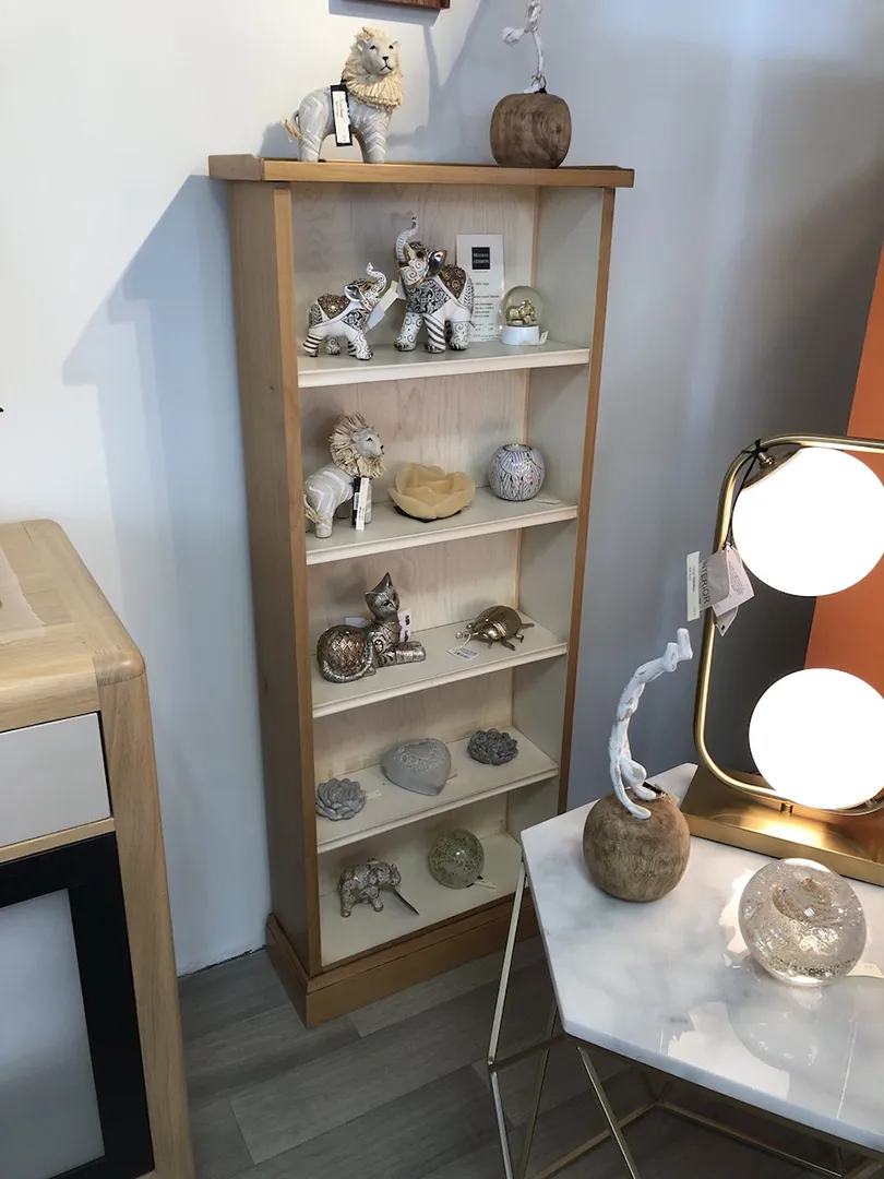 Colonne bibliothèque large