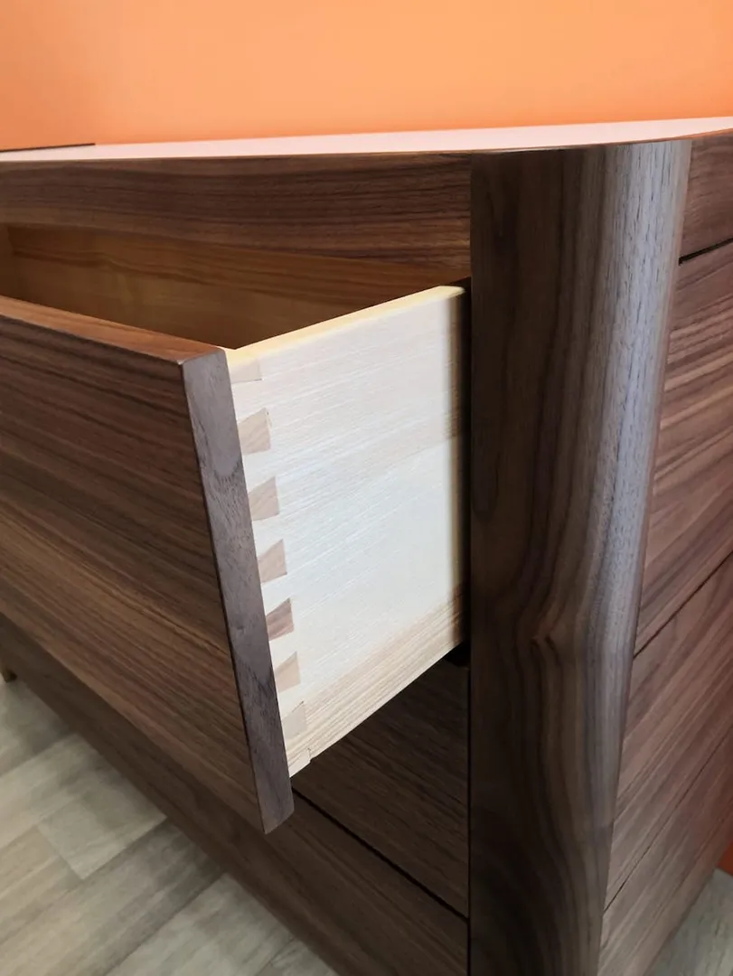 Commode 3 tiroirs Colette en noyer – Image 14
