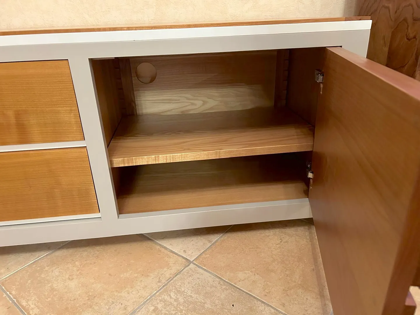 Commode télévision Ellipse 2 tiroirs 1 porte teinte blonde – Image 3