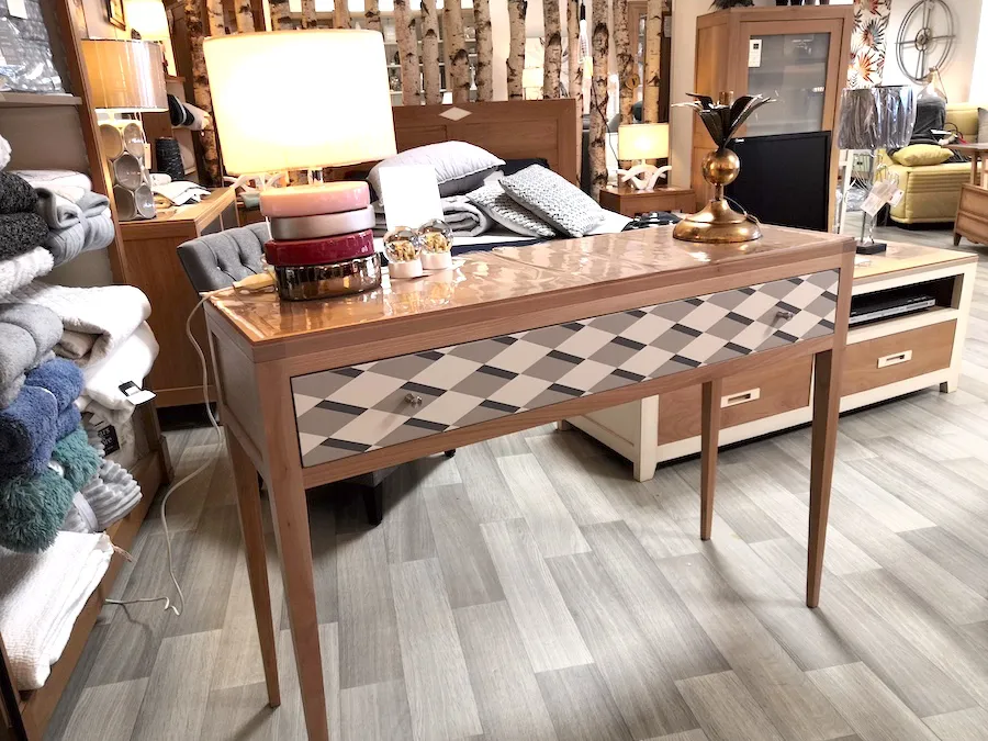 Console Ellipse (grande)