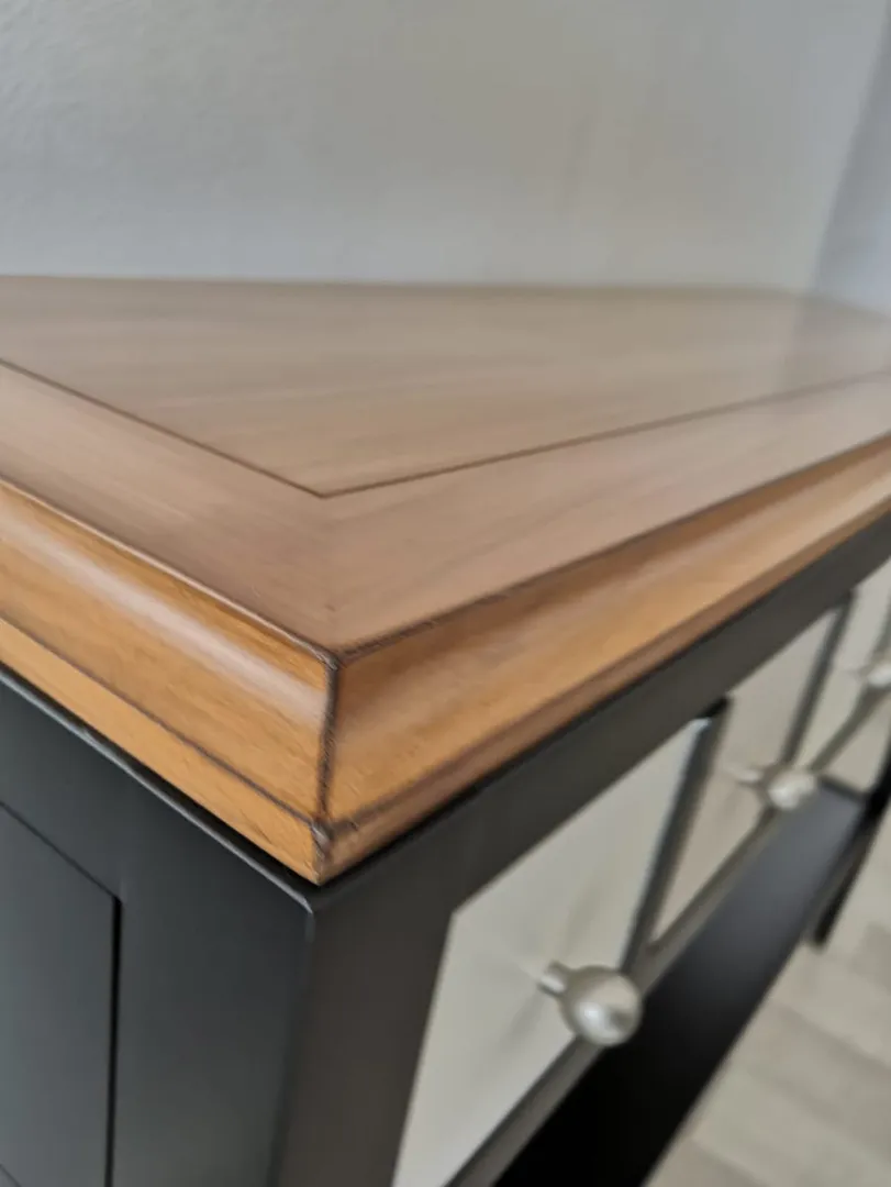 Console Parisienne Noire, grise et délavée – Image 6