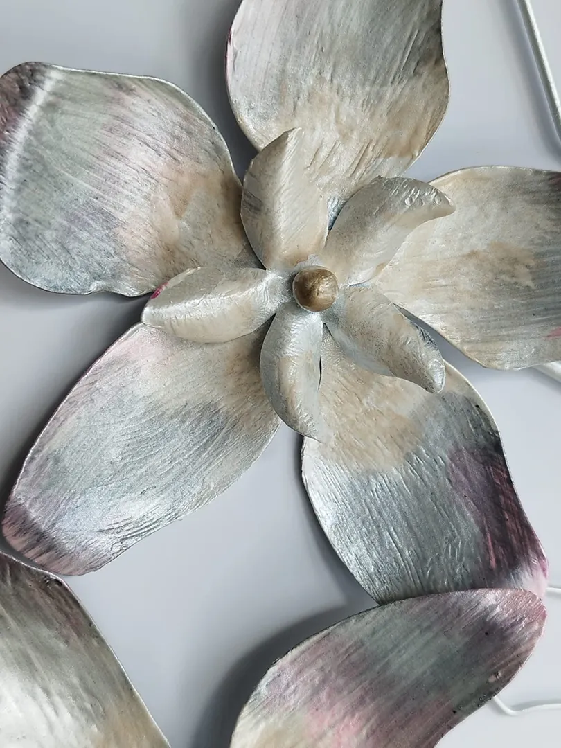 Décoration murale Fleur ivoire (petit modèle) – Image 2