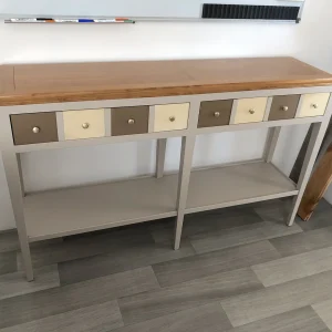 Double console Parisienne café