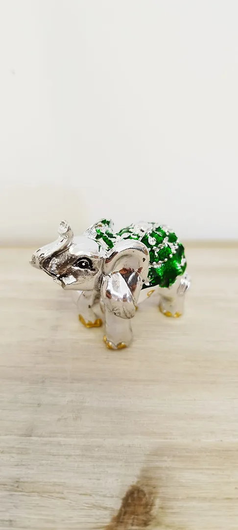 Eléphant déco vert