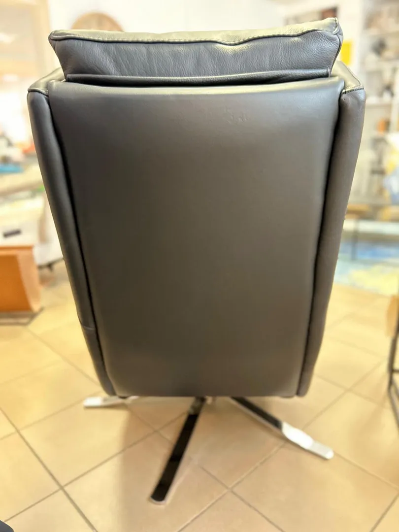 Fauteuil America pivotant cuir noir – Image 14