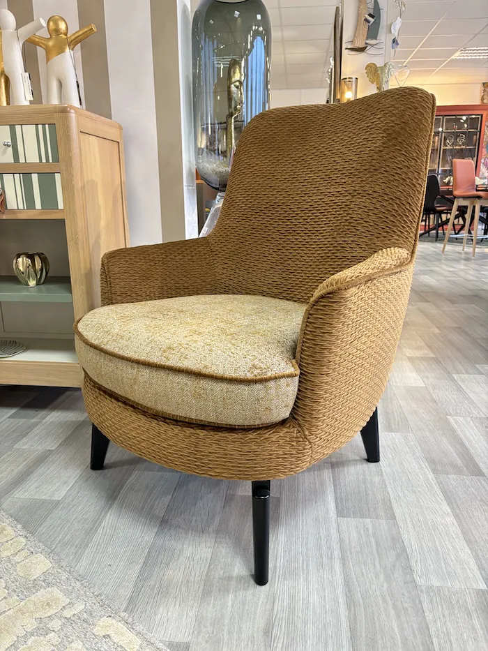 Fauteuil Flora tissu cognac
