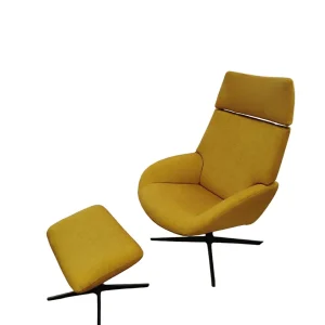 Fauteuil Lotus et son repose pieds ocre