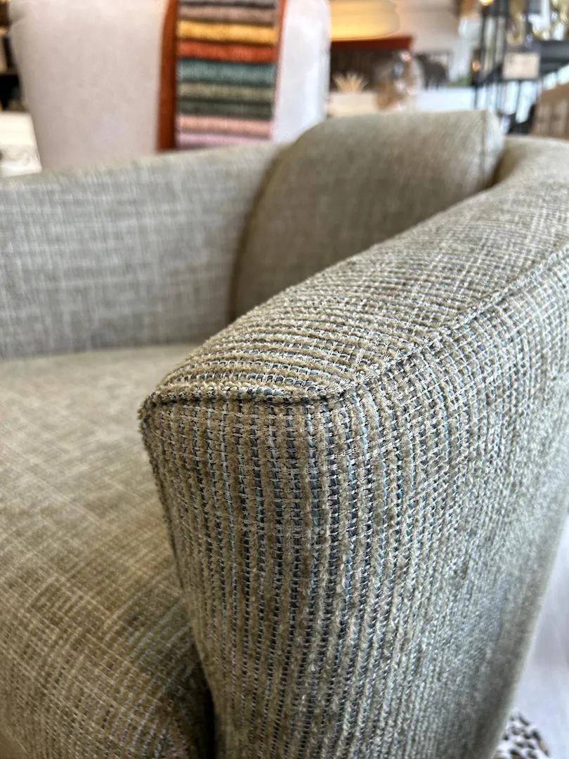 Fauteuil Nube en tissu vert – Image 6