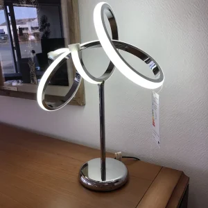 Lampe led Ellia
