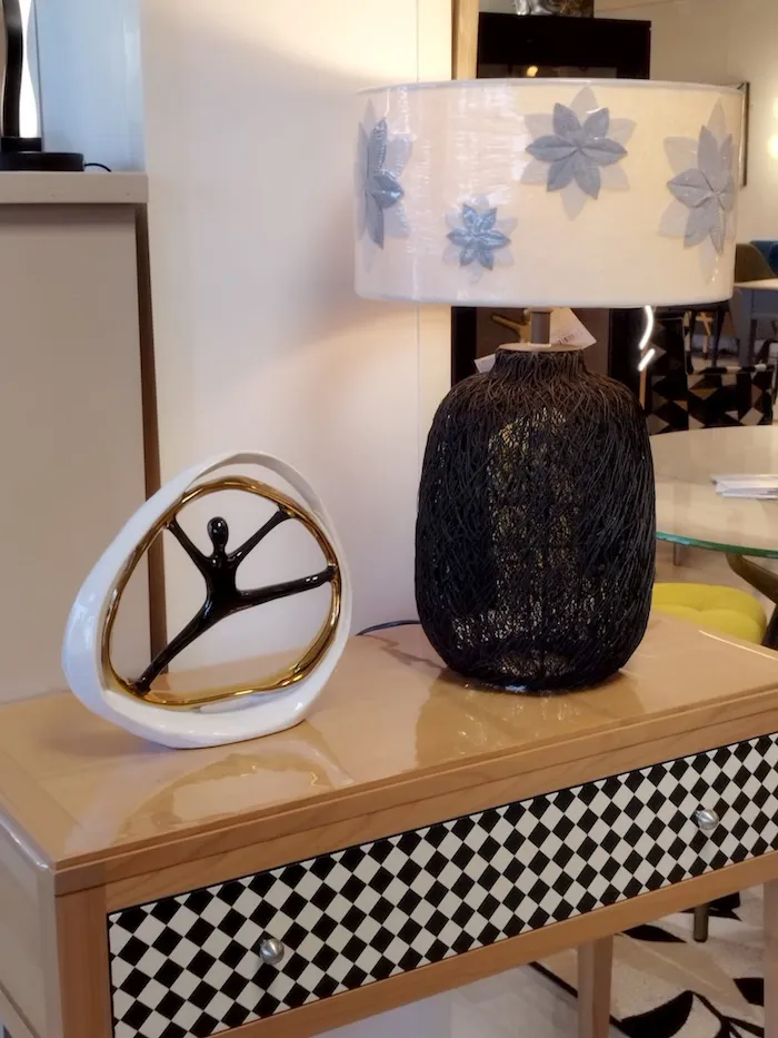 Sculpture Grand écart – Image 2