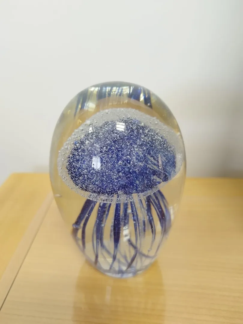 Sulfure / Presse papier Méduse bleue – Image 2