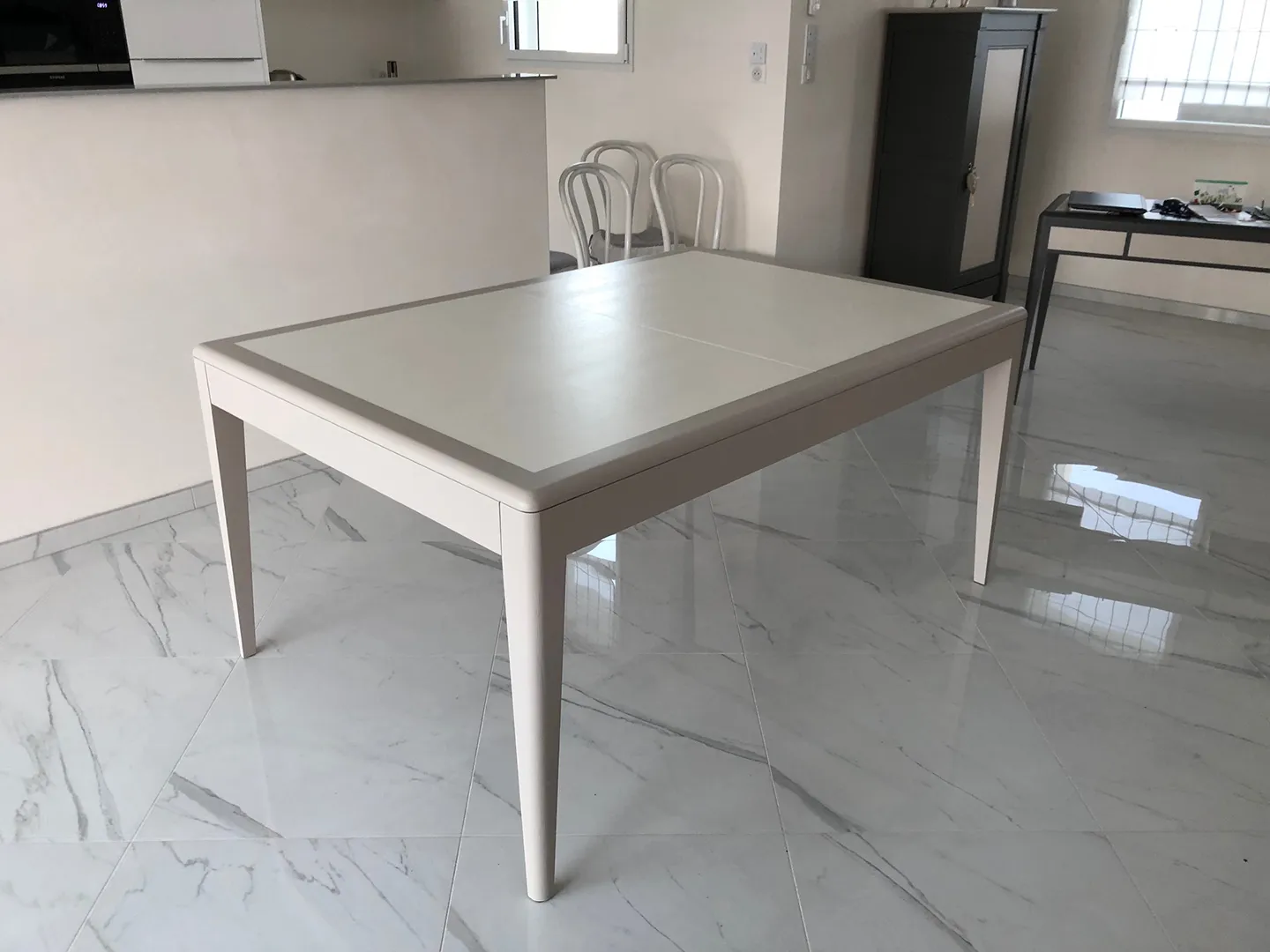 Table Extensible Louisiane peinte – Image 3