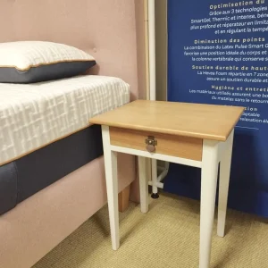 Petite table Mauricio ivoire