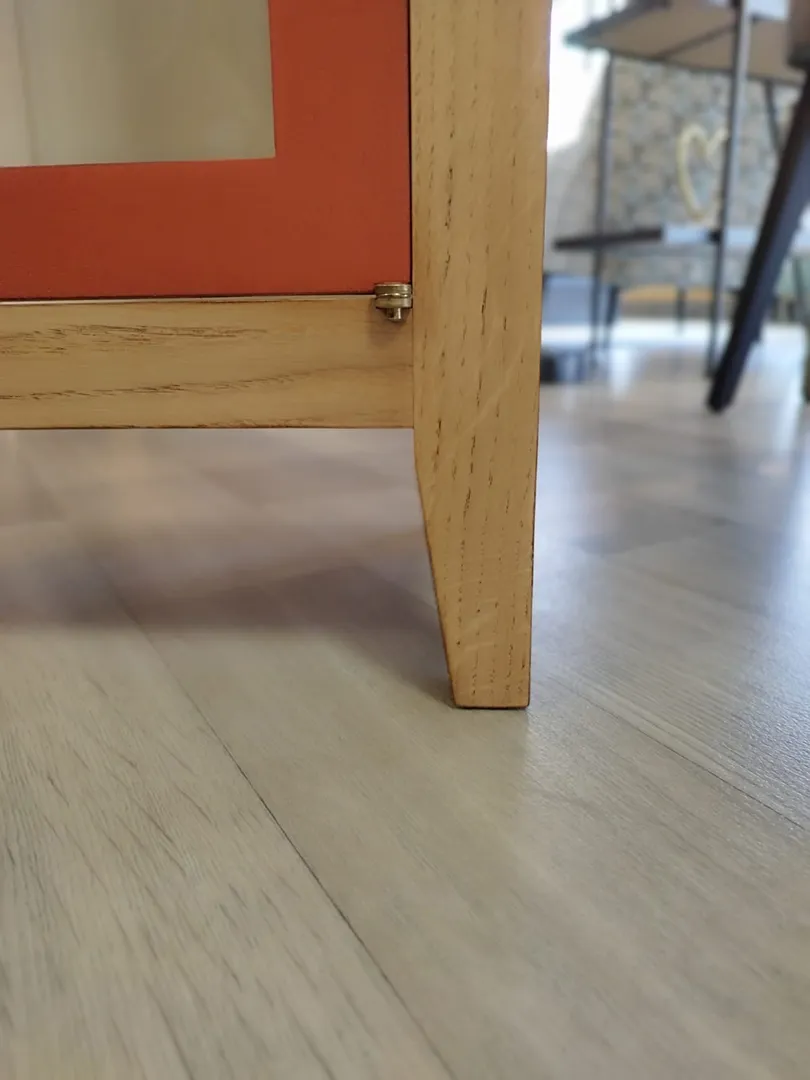 Vitrine en chêne avec Terracotta – Image 7