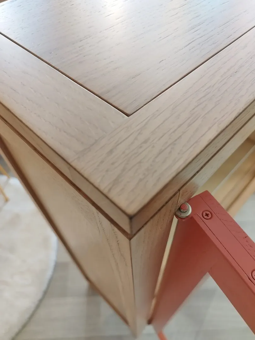 Vitrine en chêne avec Terracotta – Image 5