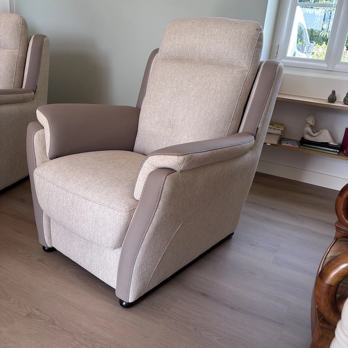 Fauteuil Giada fixe tissu beige bi matière – Image 2